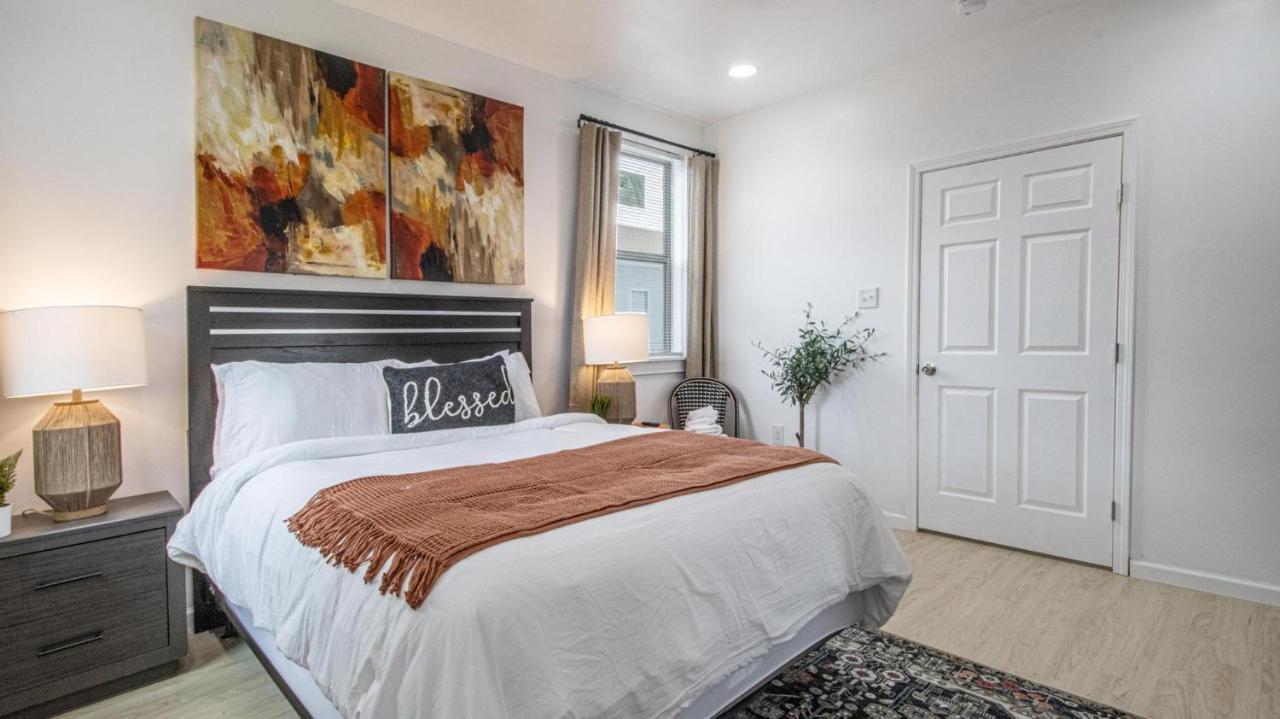 Vibrant Blue Luxury Loft 2316 New Orleans Exterior photo