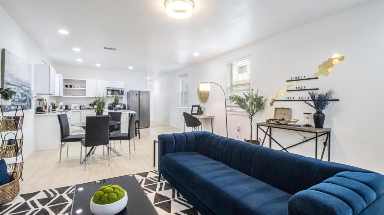 Vibrant Blue Luxury Loft 2316 New Orleans Exterior photo